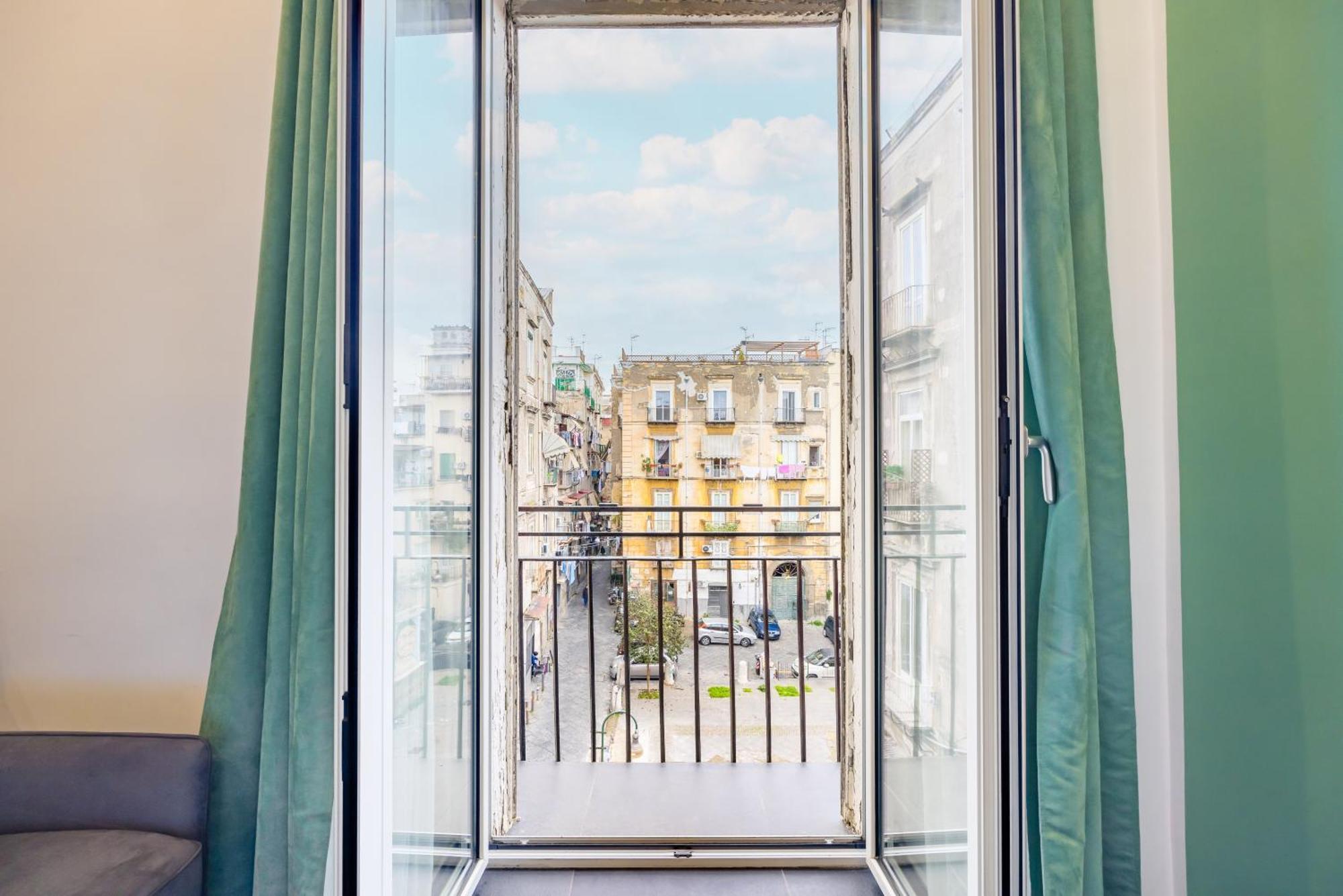 Le Porte Di Partenope